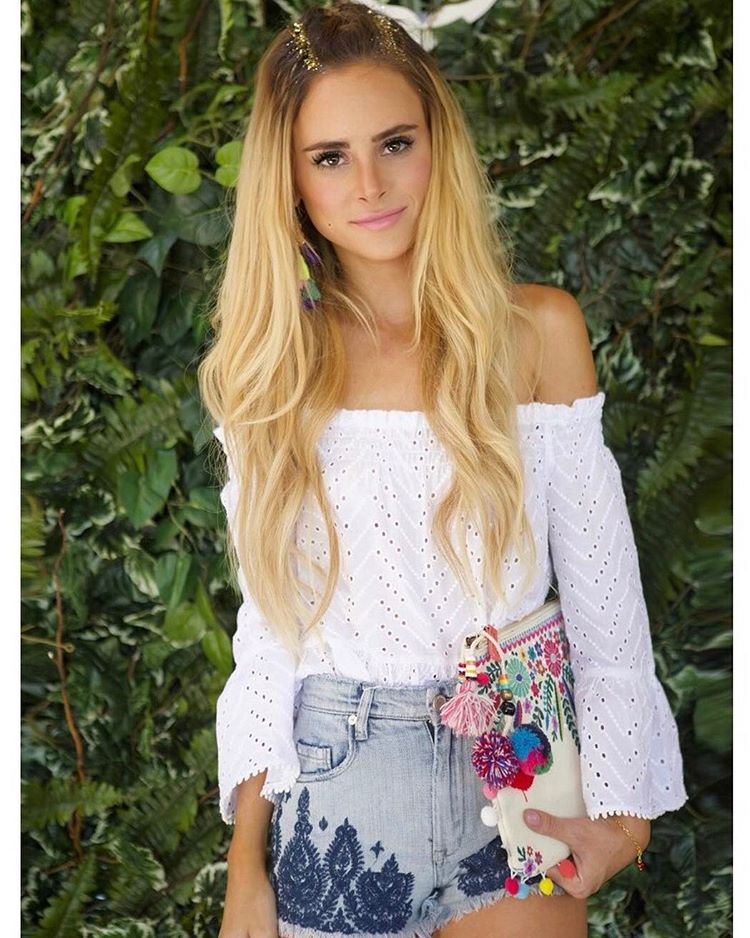 Amanda Stanton Photos