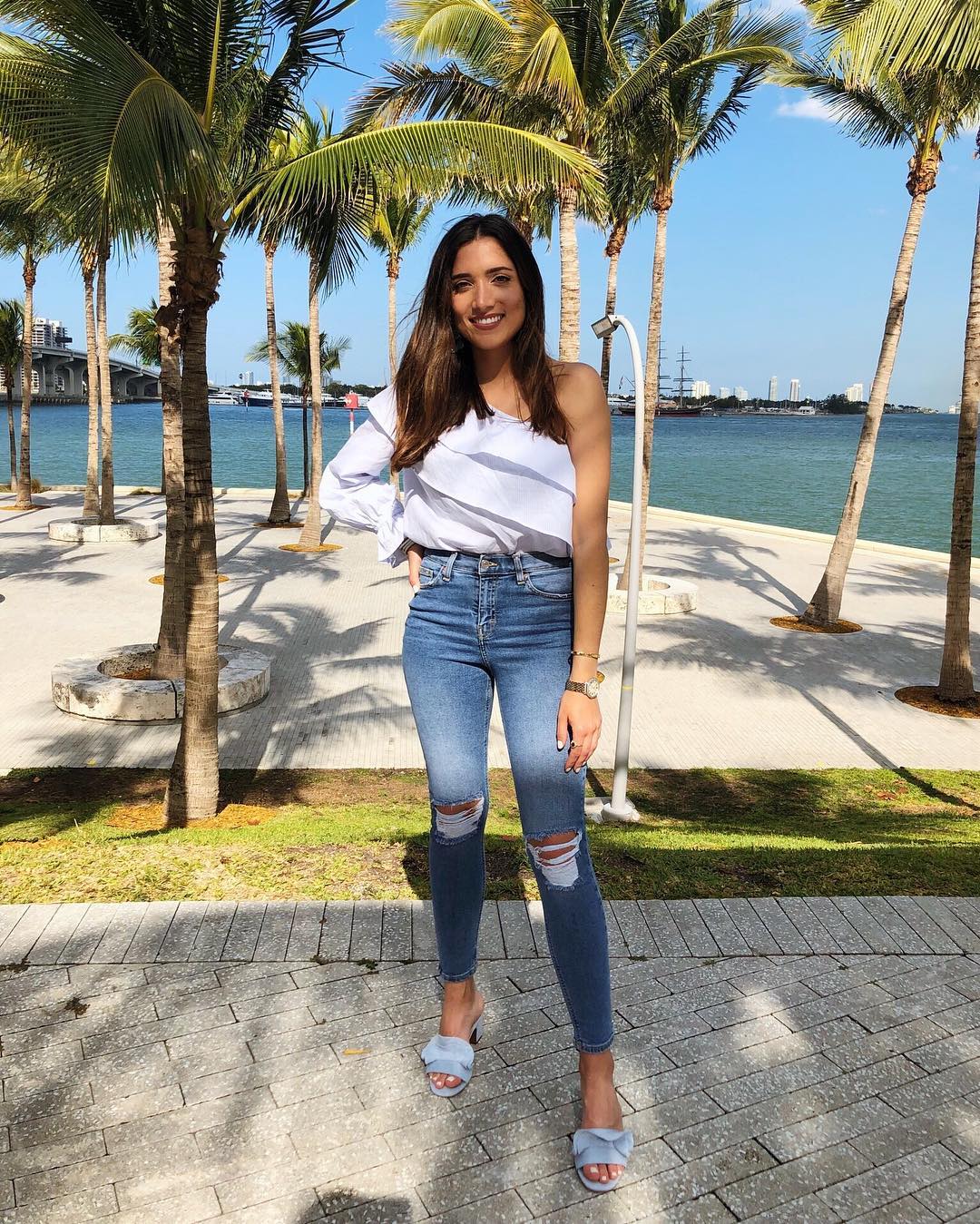 Nicole LopezAlvar 5 things to know about Colton Underwood's 'The