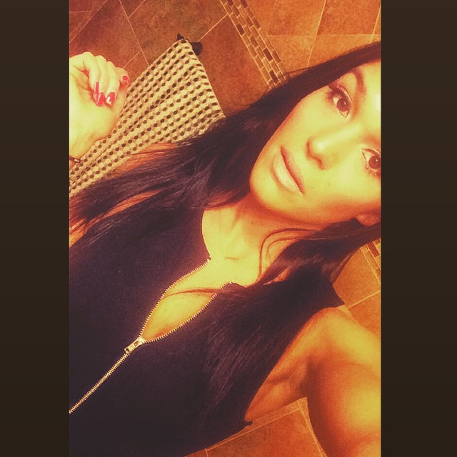 Alexis Waters Photos