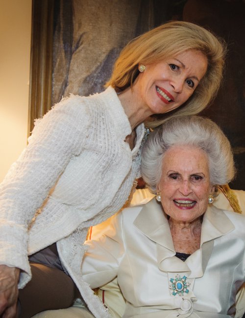 Bonnie McElveen-Hunter