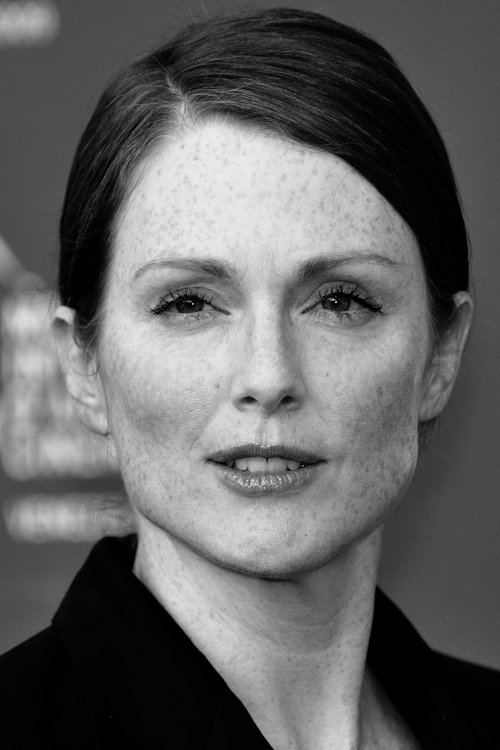 Julianne Moore