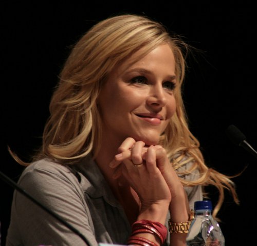 Julie Benz