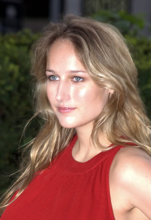 Leelee Sobieski