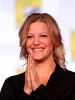 Anna Gunn