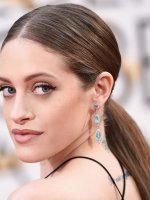 Carly Chaikin