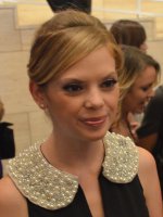 Dreama Walker