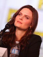 Emily Deschanel