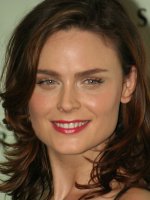 Emily Deschanel