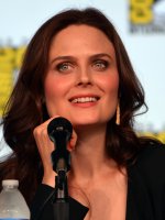 Emily Deschanel