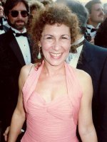 Rhea Perlman