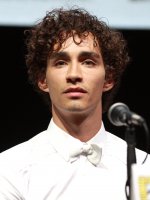 Robert Sheehan