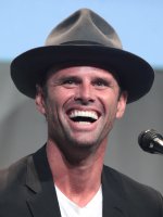 Walton Goggins